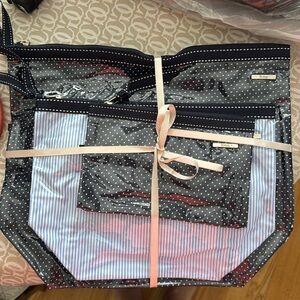 Packing bags
